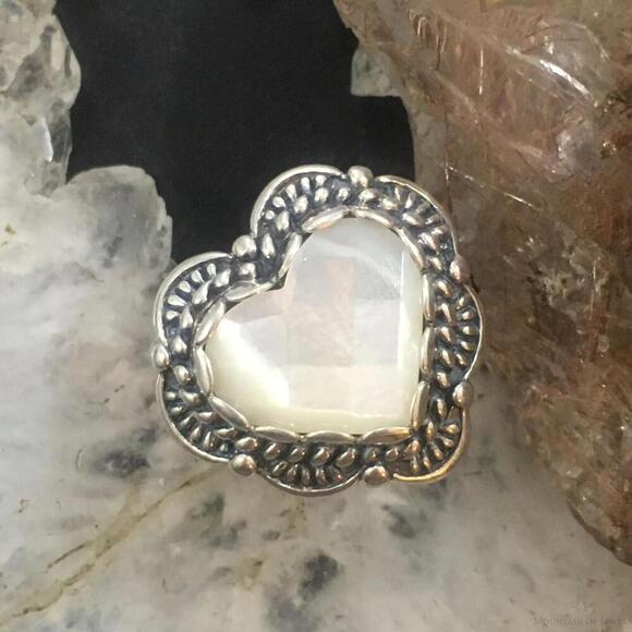 Carolyn Pollack Jewelry - Carolyn Pollack Sterling Faceted Mother of Pearl Decorated Heart Ring Size 6.5